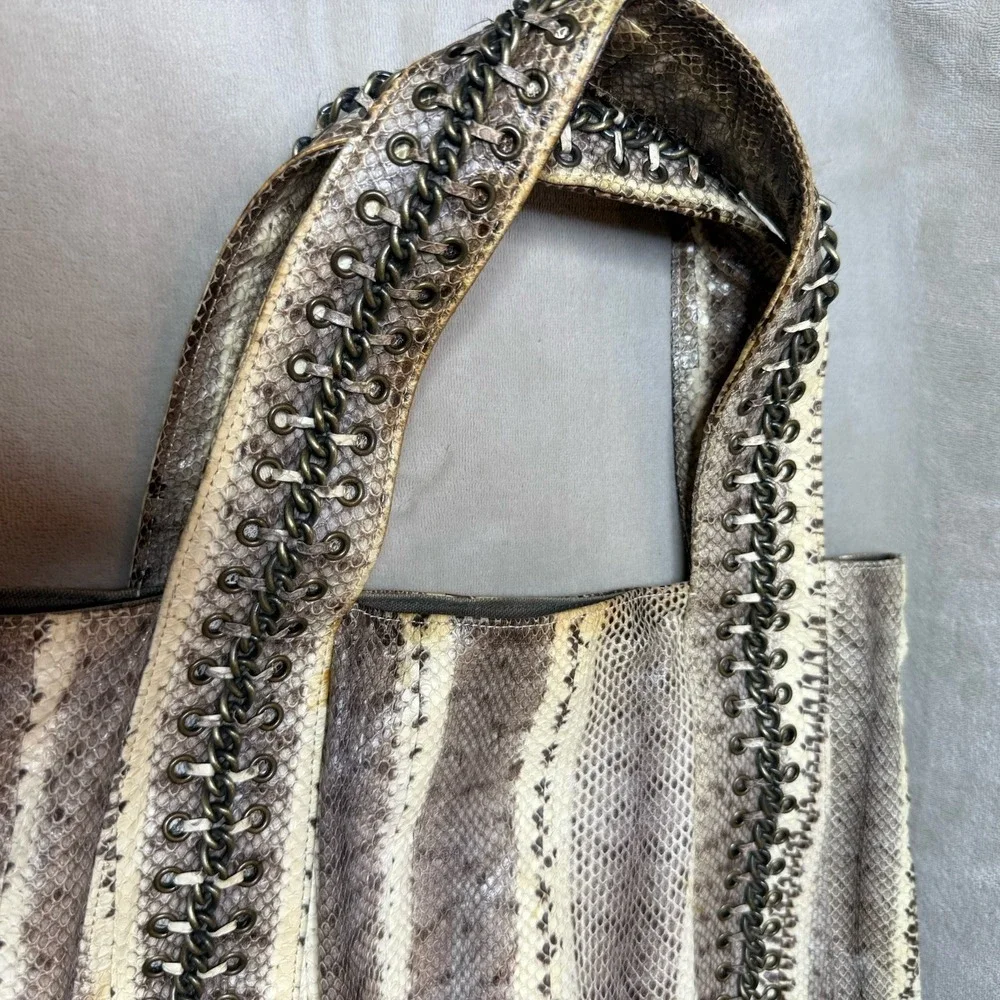 Beirn Snakeskin Double Handle Hobo Tote Bag Neutral Cream‎ with chain